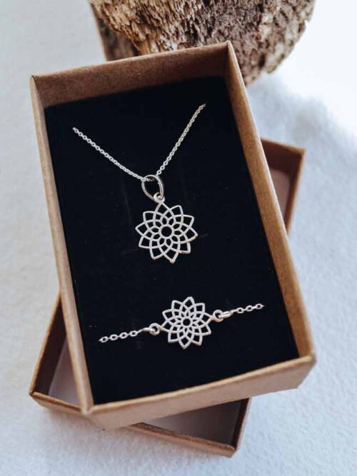 Conjunto de Colar e Pulseira em forma de Mandala em Prata 925 sem Níquel - Celtiana | Pack Mandala