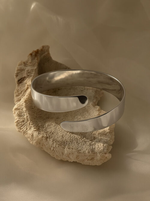 Bracelete Prateada em Aço Inoxidável sem Níquel | Bracelete Deri - Celtiana