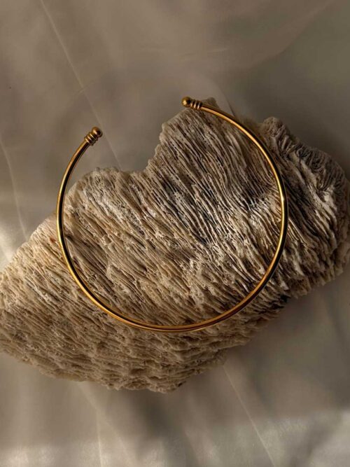 Bracelete Dourada em Aço Inoxidável sem Níquel | Bracelete Nessa - Celtiana