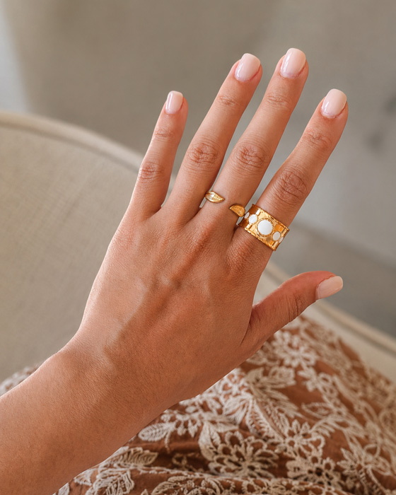 sulis_anel_ajustavel_dourado_aco_inoxidavel